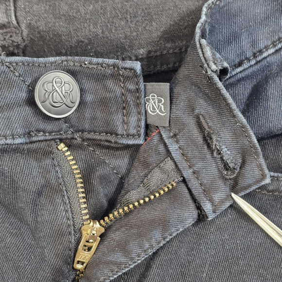 Rock & Republic Berlin Straight Leg Womens Jeans Size 6 Low Rise - Picture 11 of 15